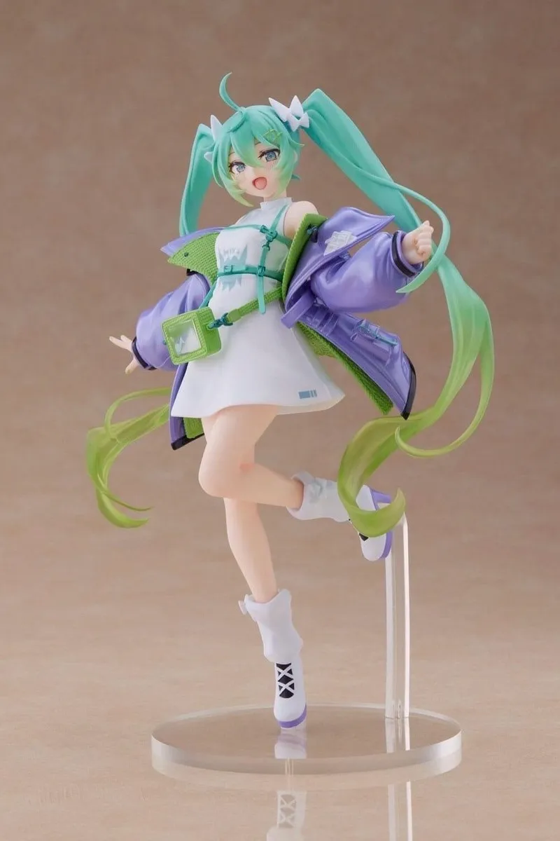 Hatsune Miku Sporty Fashion
